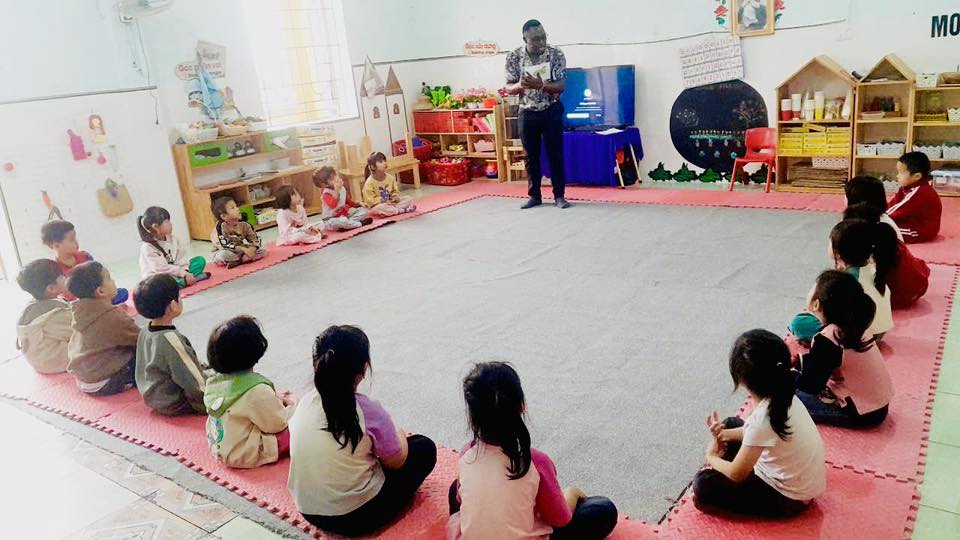 KHÁM PHÁ THẾ GIỚI TIẾNG ANH CÙNG GIÁO VIÊN NƯỚC NGOÀI – HÀNH TRÌNH TRẢI NGHIỆM ĐẦU ĐỜI ĐẦY HỨNG KHỞI CỦA CÁC BẠN NHỎ TRƯỜNG MẦM NON NHÂN THÀNH